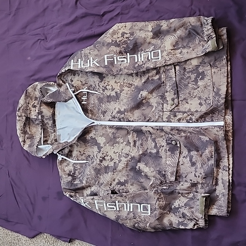 Huk Fishing windbreaker jacket